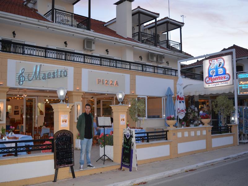 Montes Apartments & Studios Alykanas  Exterior photo
